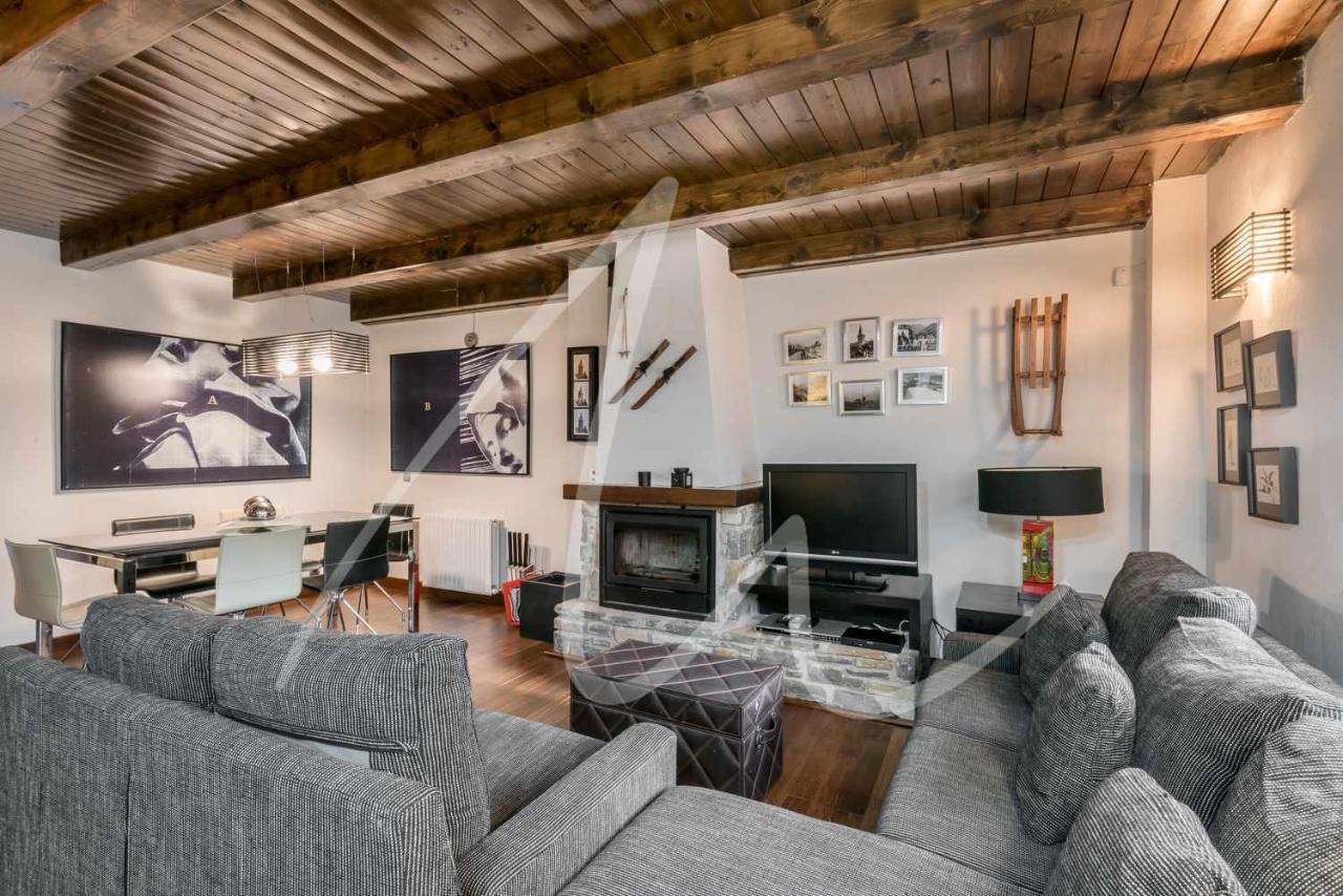 Forcanada By Seamount Rentals Вьелья Экстерьер фото